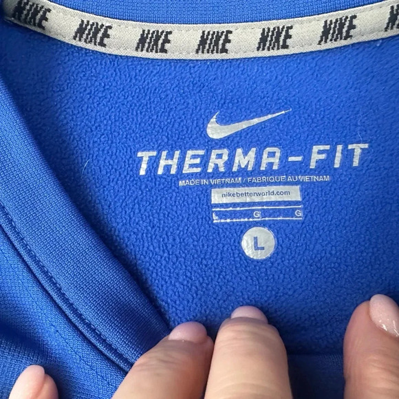 Nike Men's Blue Sweatshirt. Therma-fit. Yellow Nike logo. Size Large. Unisex - Picture 5 of 8